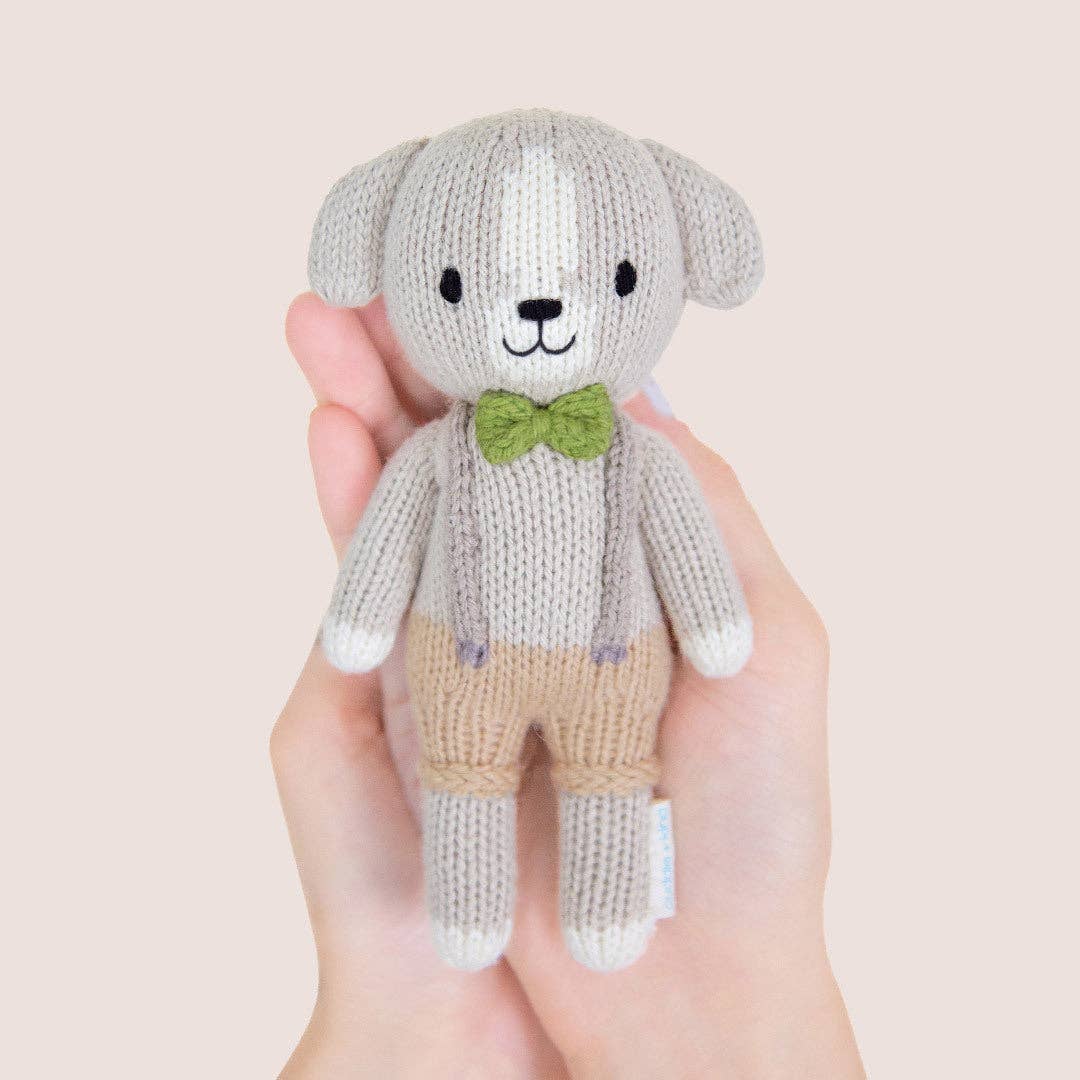 cuddle+kind Tiny Noah the dog, gives 10 meals TINYDOGNOA4