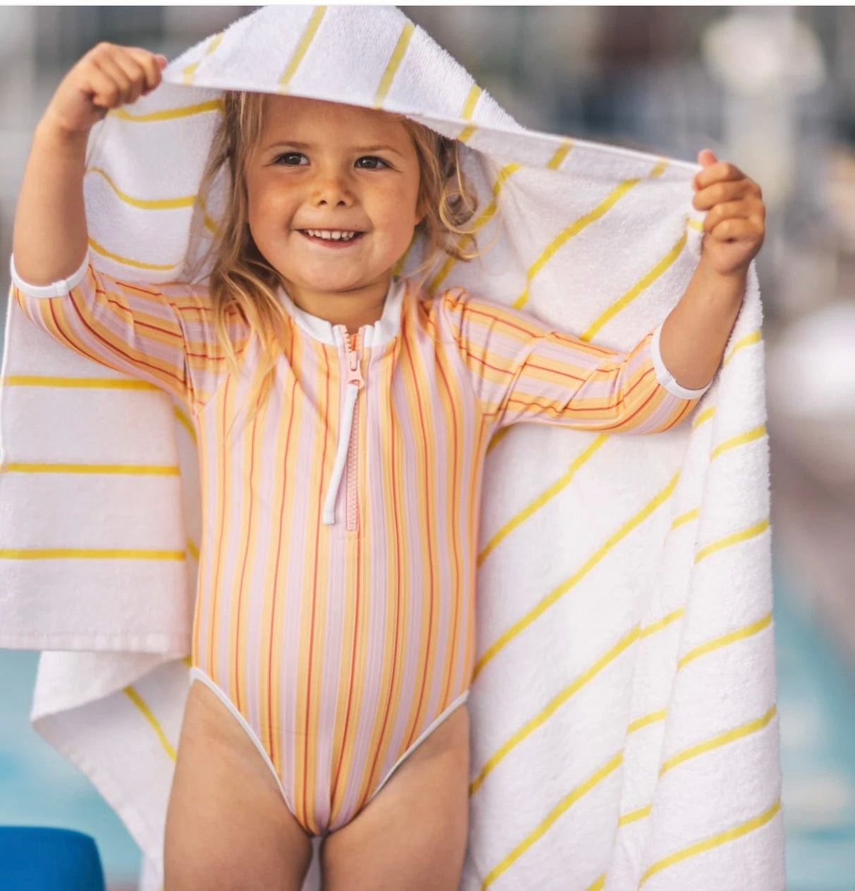 Feather 4 Arrow SUN SEEKER SURF SUIT Golden Sun