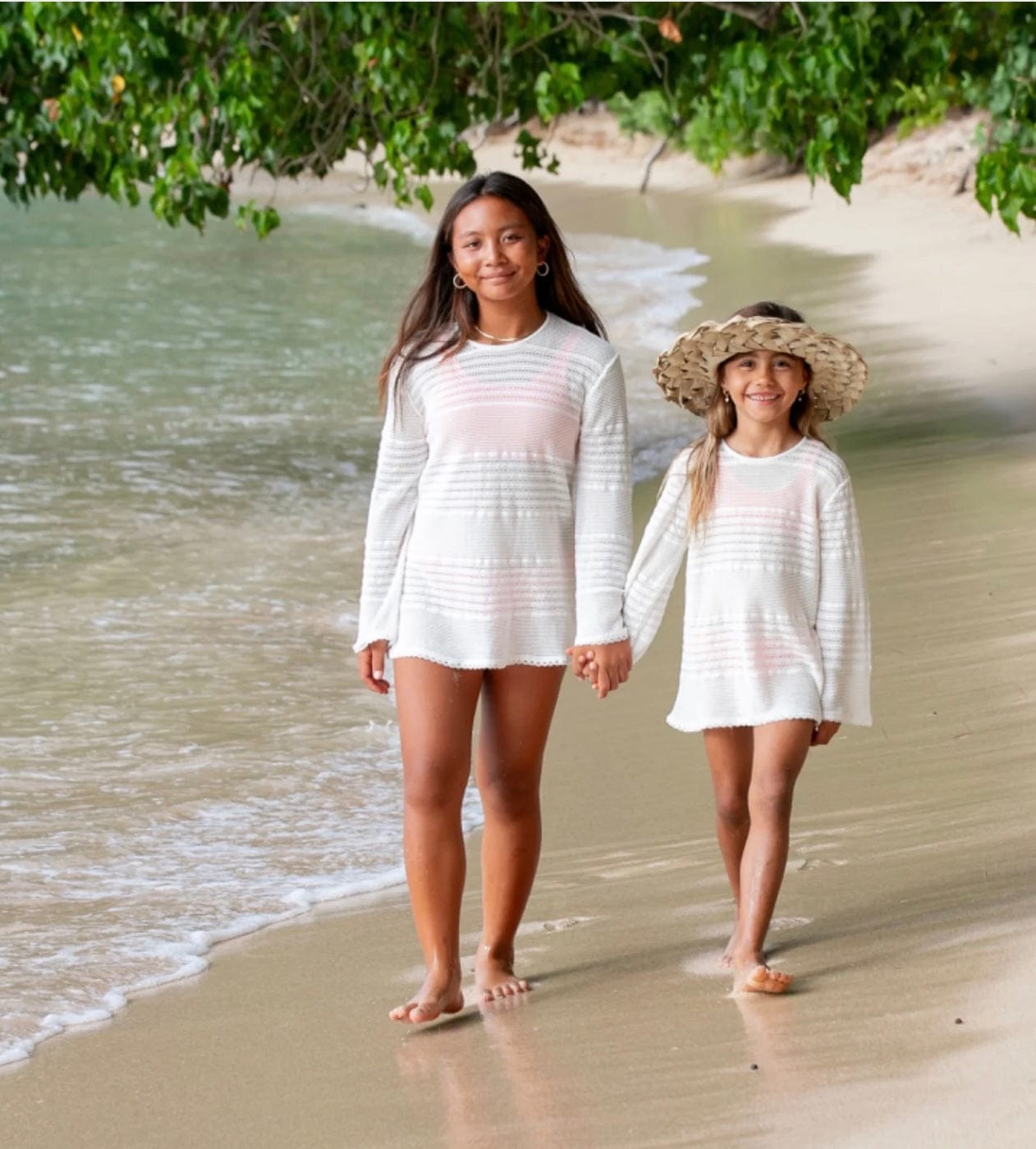 Feather 4 Arrow Sunshine Cover up White