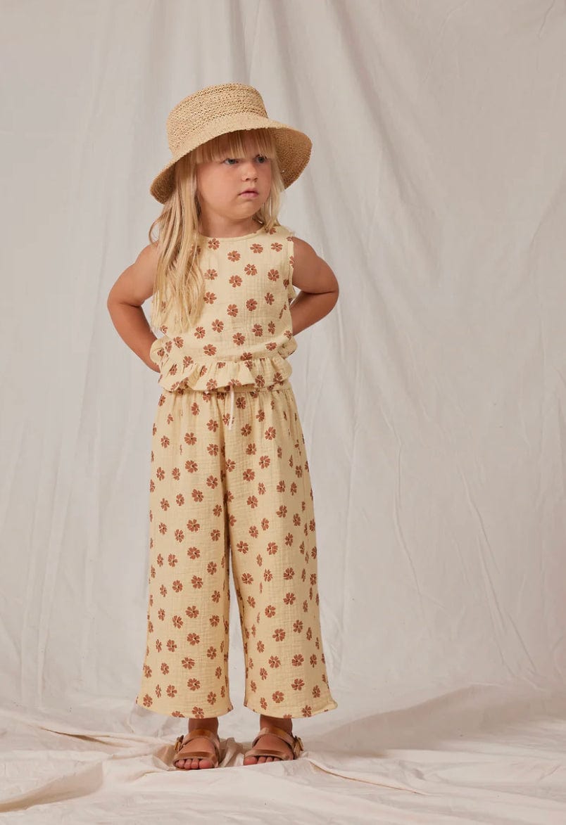 Little Beach Babes Boutique Rylee & Cru-SS23-Oceanside Top-Lemon Daisies