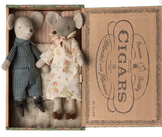 Maileg Grandma & Grandpa Mice in Cigarbox