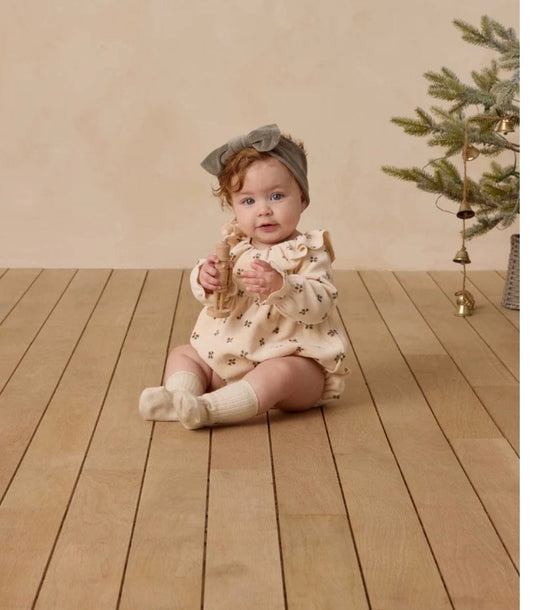 Quincy Mae WENDY ROMPER HOLLY BERRY
