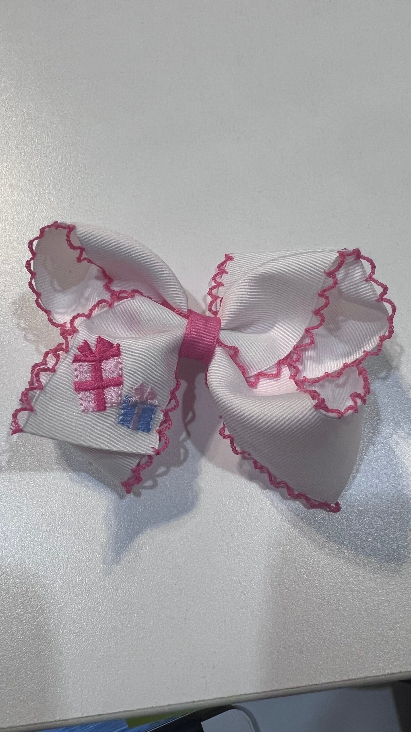 Little Beach Babes Boutique Holiday package Bow