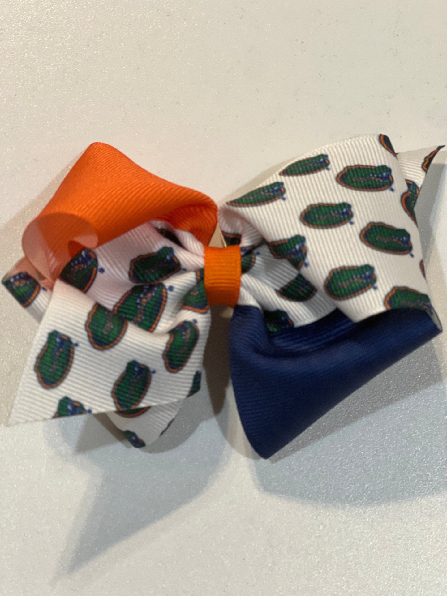 wee ones small Florida Gators Game day two tone bow