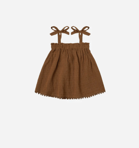 Little Beach Babes Boutique  Rylee and Cru-SS23-remi top || chocolate