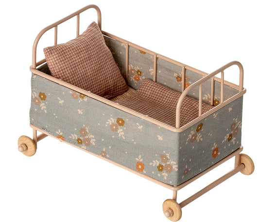 Maileg Cot bed, Micro - Powder