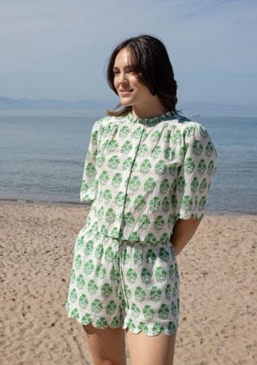 PINK CHICKEN Pink Chicken Womens Misha Scallop Short - Green Strawflower