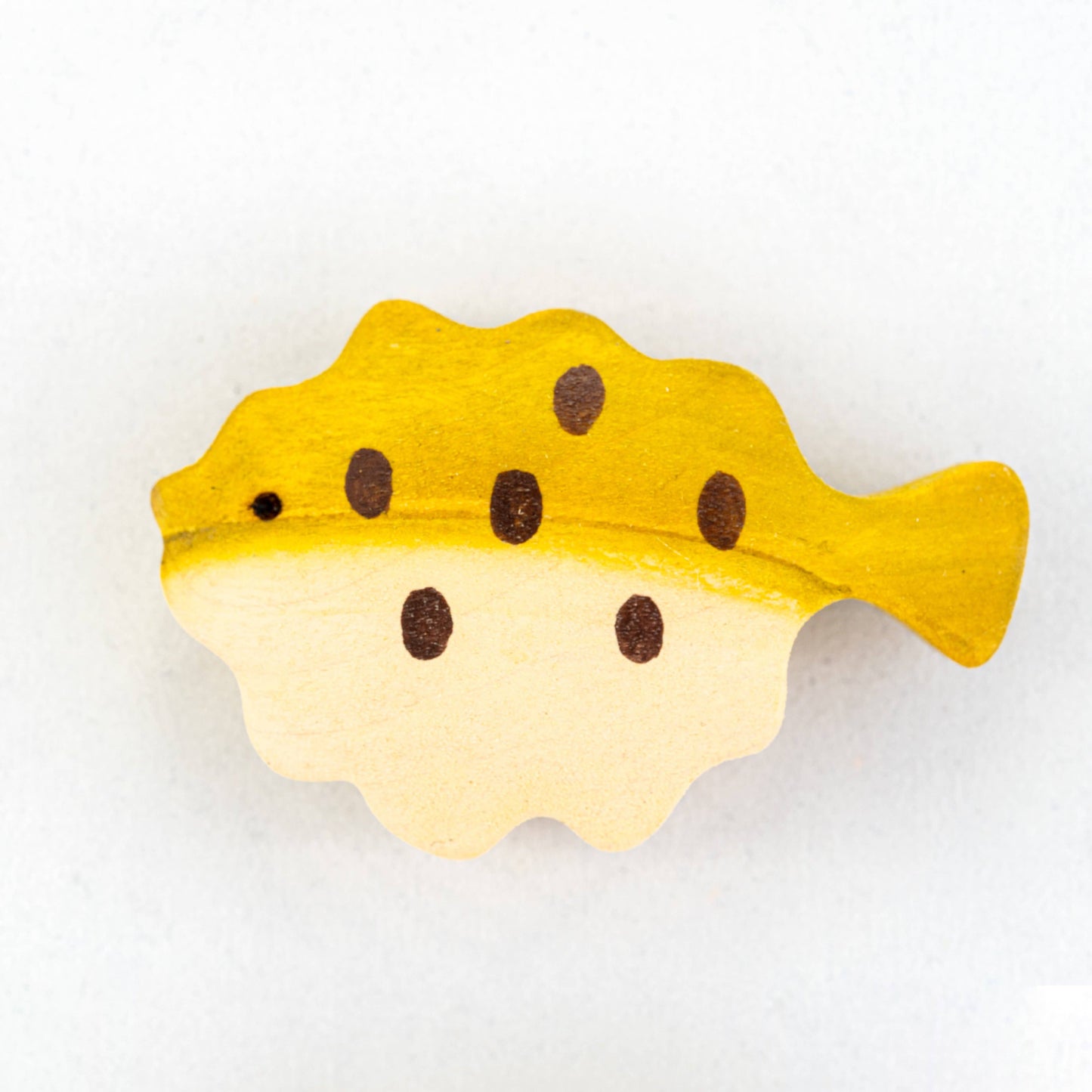 PoppyBabyCo Wooden Fish figurines toys- 11 pieces