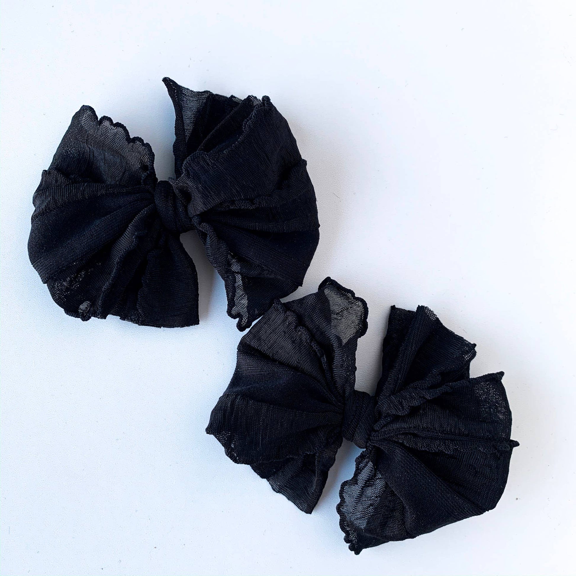 Rockin Royalty Ruffle Clip Set- Black