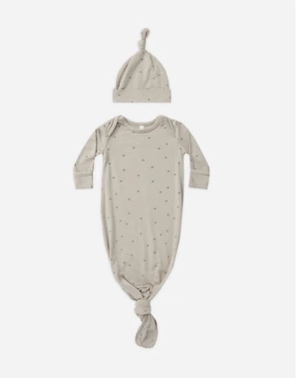 Rylee & Cru KNOTTED BABY GOWN + HAT SET STARS