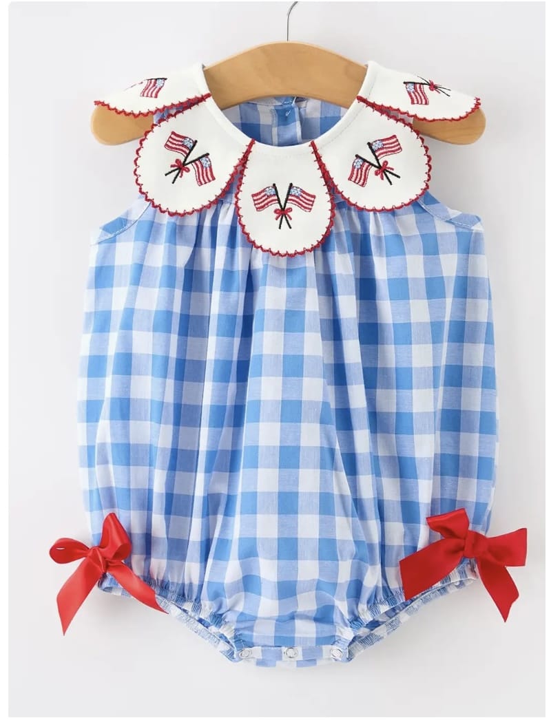 RYLEE FAITH DESIGNS Patriotic bubble embroidery Petals Collar