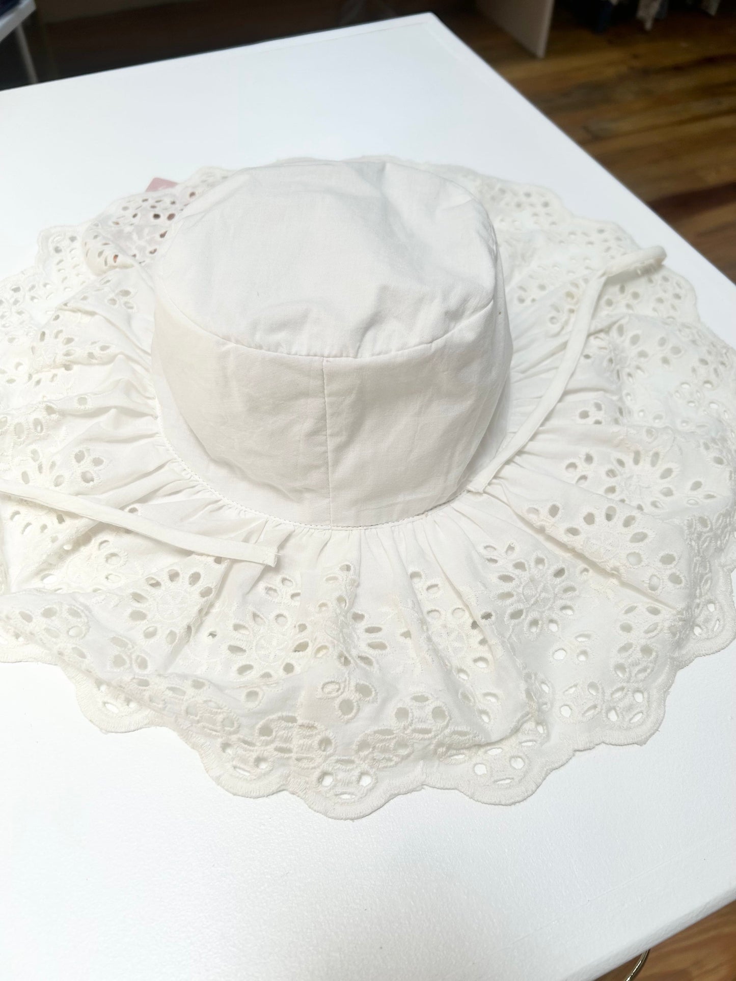 YO BABY Cream Lace Yo Baby Hat